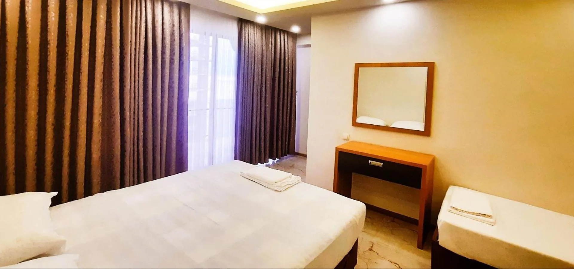 Selazir Apart Hotel Батуми